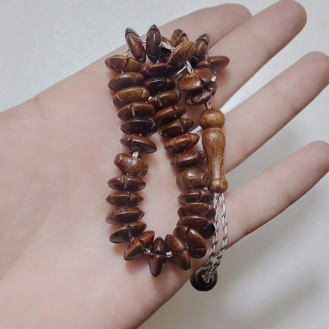 Sandal Wood Tasbih | Long‑Lasting Scent | 33 Beads | 10 mm