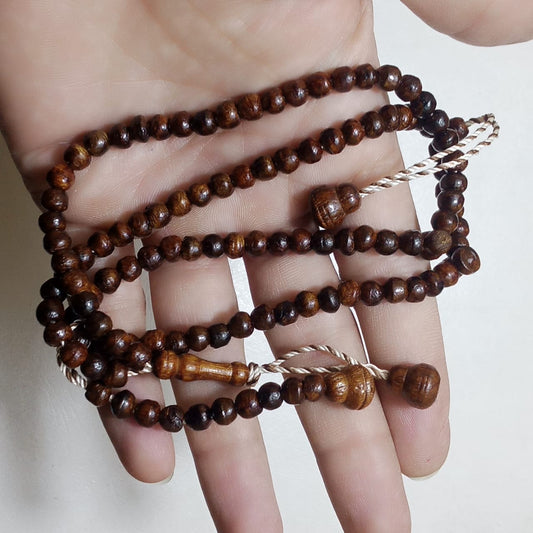 Sandal Wood Tasbih | Long‑Lasting Scent | 100 Beads | 6 mm